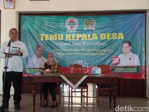 Mendes PDTT Imbau Masyarakat Desa Gelar Nobar Piala Dunia