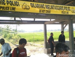 Ada Cincin dan Kotaknya di Dekat Mayat Perempuan Berjaket Merah