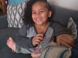 Kisah Bocah 8 Tahun yang Tetap Ceria Meski Tak Punya Kaki