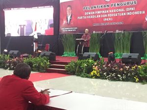 Pesan Try Sutrisno ke PKPI: Jangan Buat Berita Bohong Pesan Try Sutrisno ke PKPI: Jangan Buat Berita Bohong