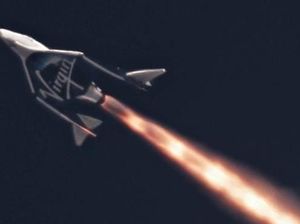 Wisata Luar Angkasa Buang-buang Uang