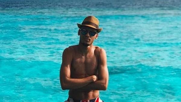 Foto: Fabinho, Pemain Baru Liverpool yang Suka Liburan