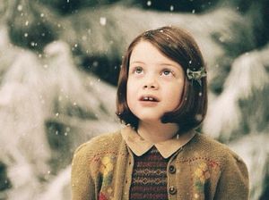 Ingat Gadis Cilik di Narnia, Ini Penampilannya Kini!