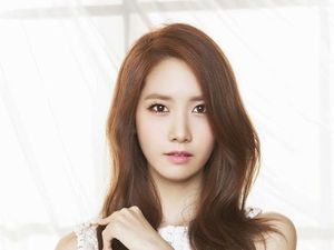 Wajah Disebut Terlihat Lebih Tua, Yoona SNSD Operasi Plastik? Wajah Disebut Terlihat Lebih Tua, Yoona SNSD Operasi Plastik?