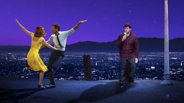 Kocak! Pria Ini Edit Poster Film Biar Eksis di Dalamnya