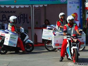 Penampakan Motor Mondar-mandir Antar BBM