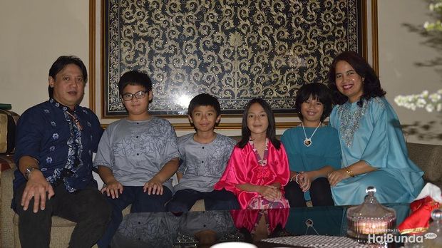 Cerita Anak-anak yang Happy Saat Dengar Azan di Indonesia