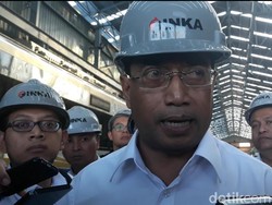 Menhub Bangga Produk Buatan INKA Murah dan Selesai Tepat Waktu