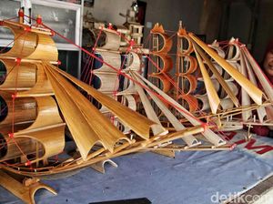 Melihat Uniknya Kerajinan Kapal Bambu di Marunda Melihat Uniknya Kerajinan Kapal Bambu di Marunda