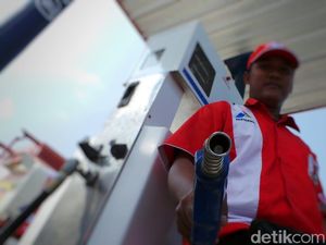 Pertamina Beri Diskon BBM Buat Ojol Sampai 50%, Begini Cara Dapatnya Pertamina Beri Diskon BBM Buat Ojol Sampai 50%, Begini Cara Dapatnya