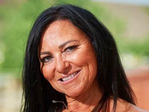 Duh! Wanita Ini Menolak Berhenti Tanning Meski Sudah Kena Kanker Kulit