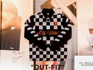 Jelang Piala Dunia, Off-White Rilis Baju Bola Untuk Kaum Hypebeast