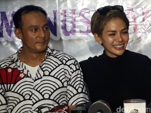 Nikita Mirzani Sindir Mantan Suami Pertama Lewat Instastory Nikita Mirzani Sindir Mantan Suami Pertama Lewat Instastory
