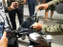 Cerita Pemilik Motor yang Kemasukan Ular: Bukan di Jok Tapi Dashboard