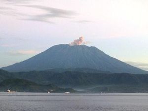 DPRD Bali: Wajibkan Guide daripada Larang Mendaki Gunung