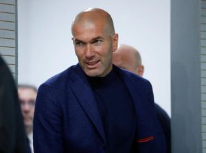 Zinedine Zidane Buka Puasa Kemenangan di El Clasico Zinedine Zidane Buka Puasa Kemenangan di El Clasico