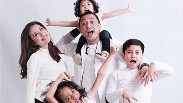 Anak ke-4 Lahir, Keluarga Giring Nidji-Cynthia Makin Meriah