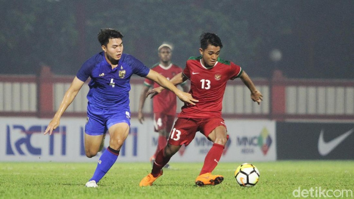 Timnas U-23 kalah 1-2 dari Thailand. (Foto: Rifkianto Nugroho/detikSport)