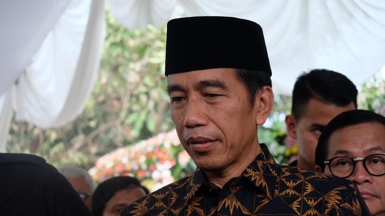 Istana: Jokowi Minta Maaf ke Mega Normal, Kenapa Jadi Polemik? Istana: Jokowi Minta Maaf ke Mega Normal, Kenapa Jadi Polemik?