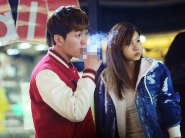 Deretan Artis Korea yang Pernah Bikin Heboh karena Terciduk Sedang Merokok