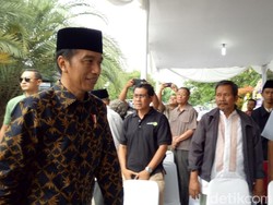 Jokowi Melayat Cendekiawan Muslim Dawam Rahardjo