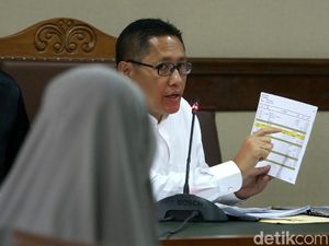 Riuh Sambut Anas Urbaningrum Bebas dari Bui hingga Sentilan Andi Arief