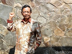 Beri Pembekalan Bacaleg PSI, Mahfud Bicara Soal Golfud