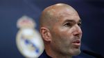 Perez Urut Kening dan Foto-foto Lain Saat Zidane Umumkan Mundur