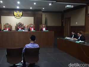 Hakim Tolak Eksepsi, Sidang Perkara BLBI Dilanjutkan Hakim Tolak Eksepsi, Sidang Perkara BLBI Dilanjutkan