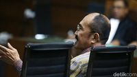 Foto: Fredrich Dituntut 12 Tahun Penjara