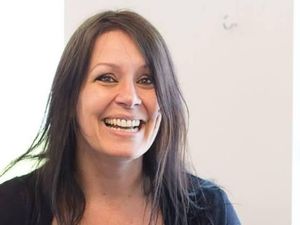 Yoga Tertawa Bantu Wanita Ini Kalahkan Penyakitnya