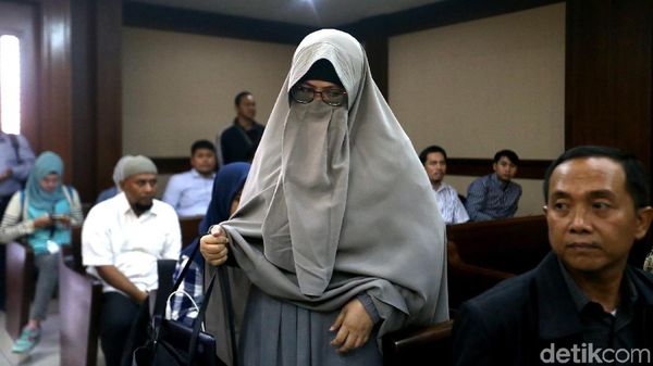 Yulianis Jadi Saksi Sidang PK Anas Urbaningrum