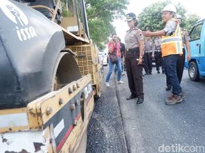 Pelebaran Jalan di Banjarnegara Harus Berhenti Saat Arus Mudik Pelebaran Jalan di Banjarnegara Harus Berhenti Saat Arus Mudik