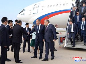 Kunjungi Korut, Menlu Rusia Bertemu Kim Jong-Un