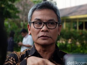 Istana Tegaskan Jokowi Serius Ingin Kasus Novel Tuntas Istana Tegaskan Jokowi Serius Ingin Kasus Novel Tuntas