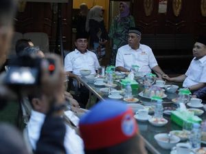 Bubur Pedas Jadi Menu Favorit Buka Puasa Cagub Edy Rahmayadi