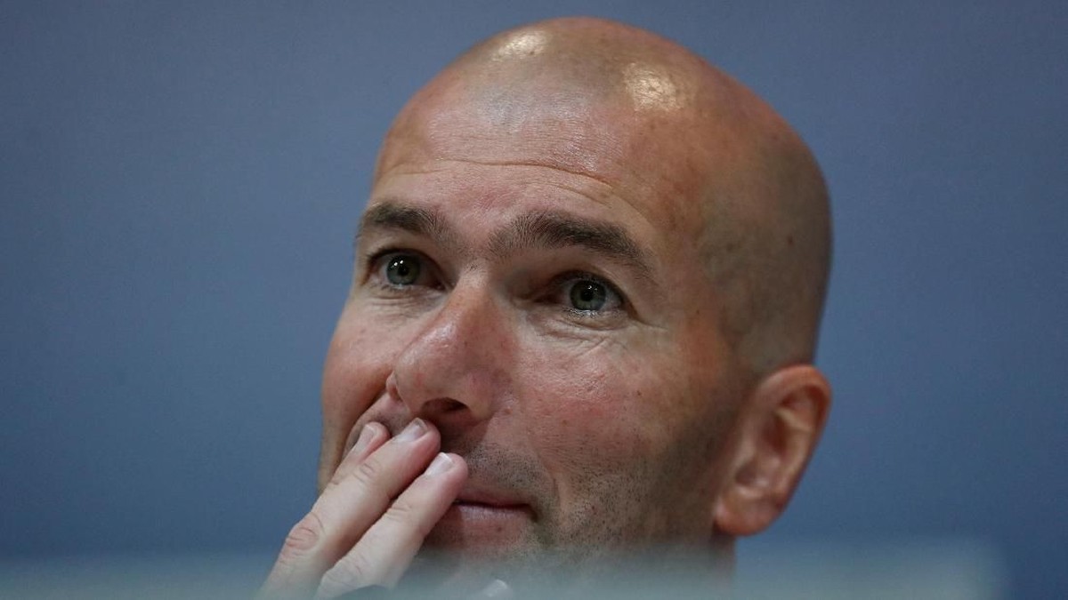 Zinedine Zidane meninggalkan Real Madrid. (Foto: Juan Medina/REUTERS)
