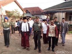 Pangdam IV/Diponegoro Kagumi Pengajaran di Ponpes Wali Tuntang
