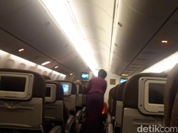 Dibangunkan Sahur Oleh Pramugari Garuda, Mau?