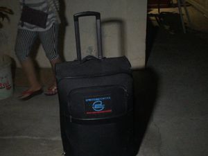 Koper Mencurigakan di Makasar Jaktim Berisi Peralatan Masak Koper Mencurigakan di Makasar Jaktim Berisi Peralatan Masak