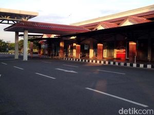 Sempat Tutup karena Erupsi Merapi, Bandara Adi Soemarmo Dibuka