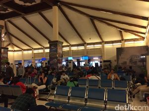 Bandara Ahmad Yani Semarang Ditutup Sementara karena Erupsi Merapi