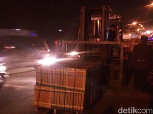 Truk Tronton Dievakuasi, Arus Lalin Dari Semarang Lancar Kembali