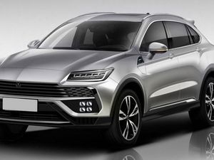 China Jiplak Lamborghini Urus, Begini Jadinya