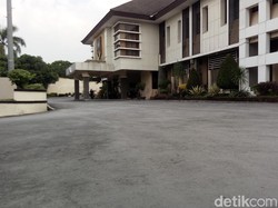 Abu Erupsi Gunung Merapi juga Menyelimuti Kota Ungaran