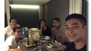 Lihat Momen Seru Irgi Fahrezi Saat Nikmati Bubur Cianjur hingga Ngeliwet Bareng Artis