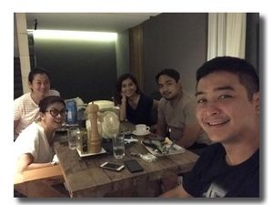 Lihat Momen Seru Irgi Fahrezi Saat Nikmati Bubur Cianjur hingga Ngeliwet Bareng Artis Lihat Momen Seru Irgi Fahrezi Saat Nikmati Bubur Cianjur hingga Ngeliwet Bareng Artis