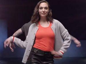 Deretan Selebriti yang Pernah Curhat Soal Ukuran Payudara