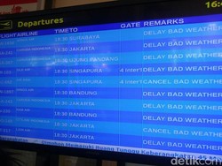 Tutup 4 Jam Akibat Abu Merapi, Bandara Semarang Dibuka Kembali