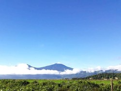 Pasir Panjang, Sensasi Wisata Pantai di Tepian Danau